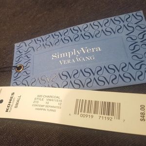 Super cute!!! Small GRAY Skirt  NEW WITH TAGS!